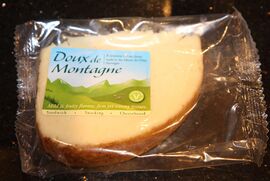 Doux de Montagne cheese