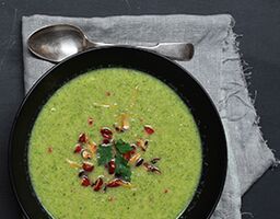 Broccoli, chilli, orange Soup