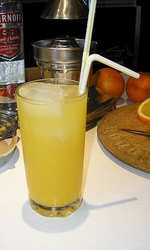 What is the recipe for a screwdriver drink?